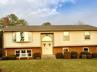 153 Sesame Dr, Chicopee, MA 01020