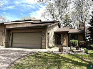 708 E 57th St, Sioux Falls, SD 57108