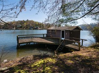 270 Picnic Point Rd, Lake Lure, NC 28746