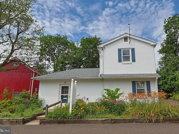 10 Kerns Ave, Chalfont, PA 18914