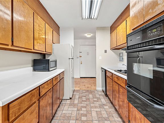 4th image of 6010 Boulevard East Unit 64