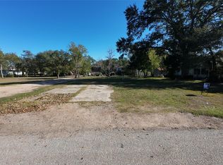 416 E Stockbridge St, Eagle Lake, TX 77434