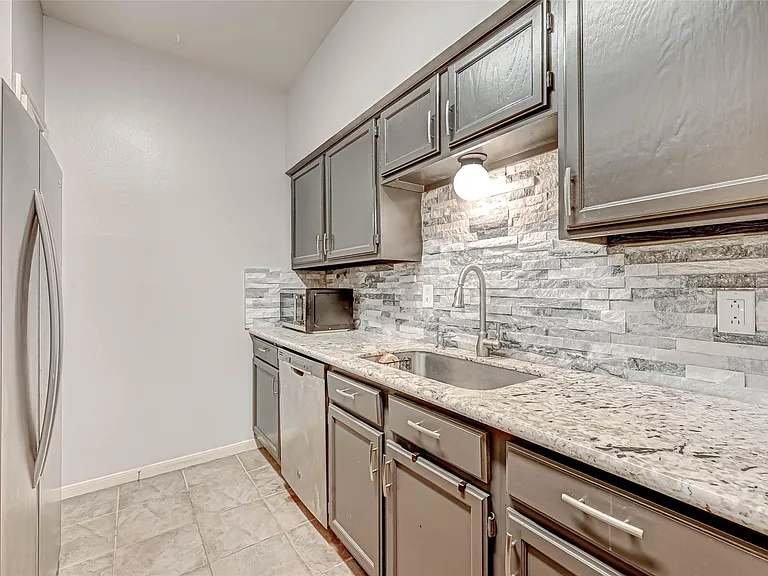 3780 Tanglewilde St #604 — Photo 18