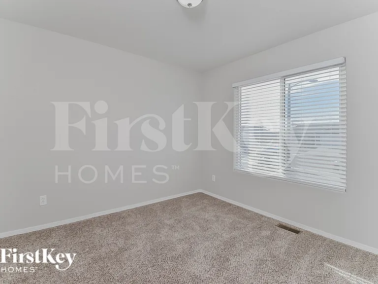 2766 Park Crest Ct — Photo 16