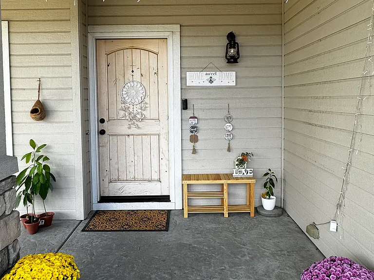 5729 S Moreya Ave — Photo 3