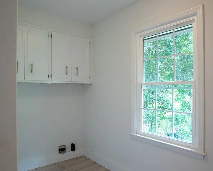 3120 Edinburgh Dr — Photo 16