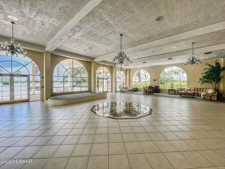 1 John Anderson Dr #Penthouse 7 — Photo 109