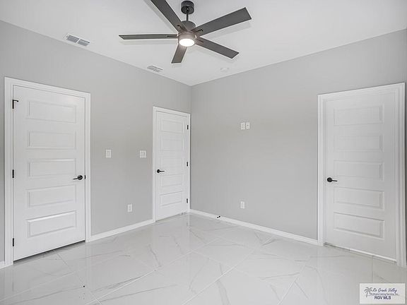 5th image of 204 S Drift St