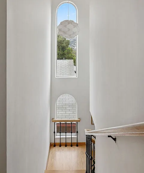 334 Crane Blvd — Photo 21
