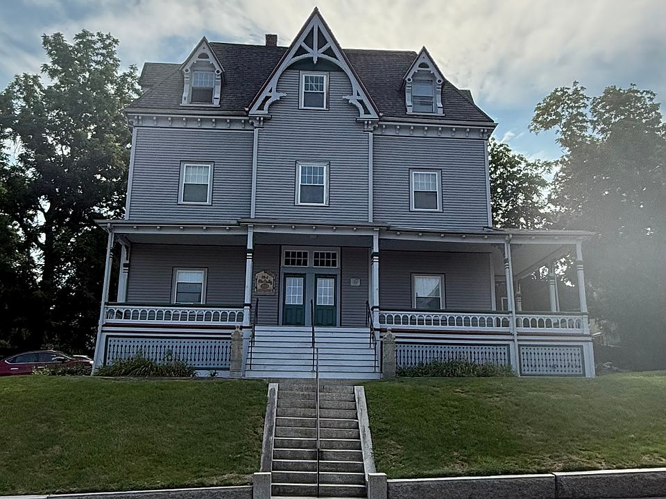 1st image of 383 June St #2