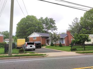 4808 Ravensworth Rd, Annandale, VA 22003