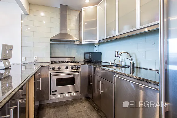 Rented by (Legacy) Elegran | media 11