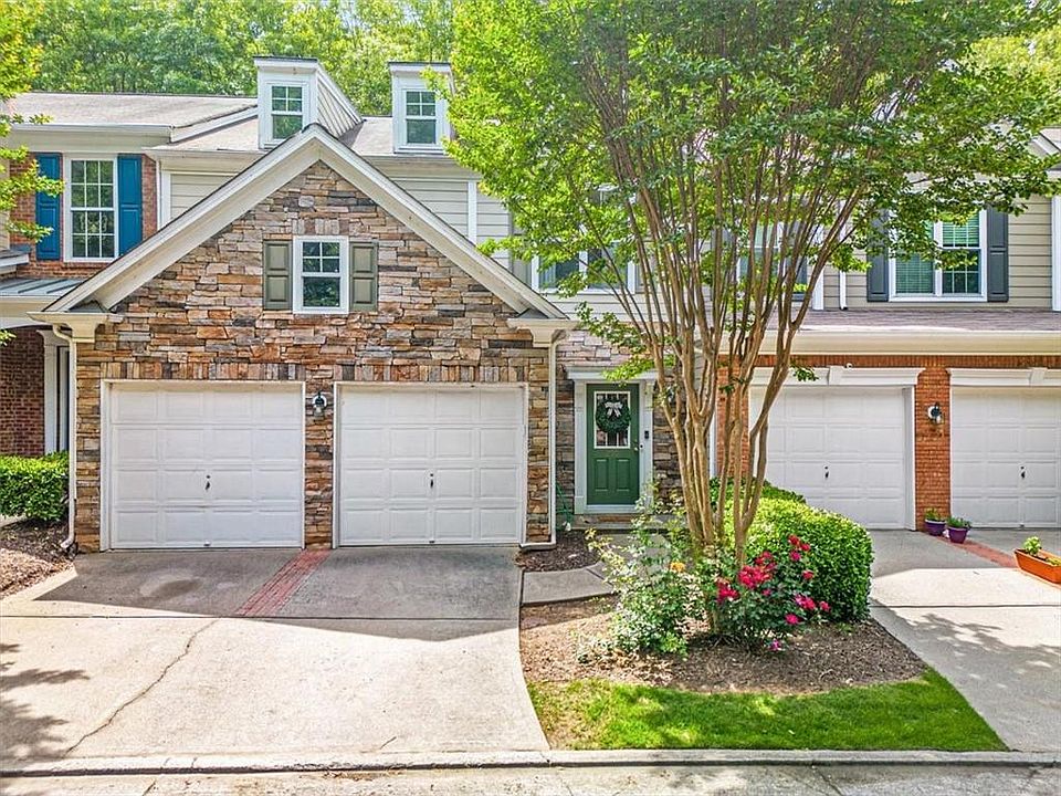1st image of 270 Finchley Dr