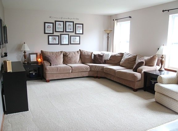 2nd image of 207 W Haven Dr
