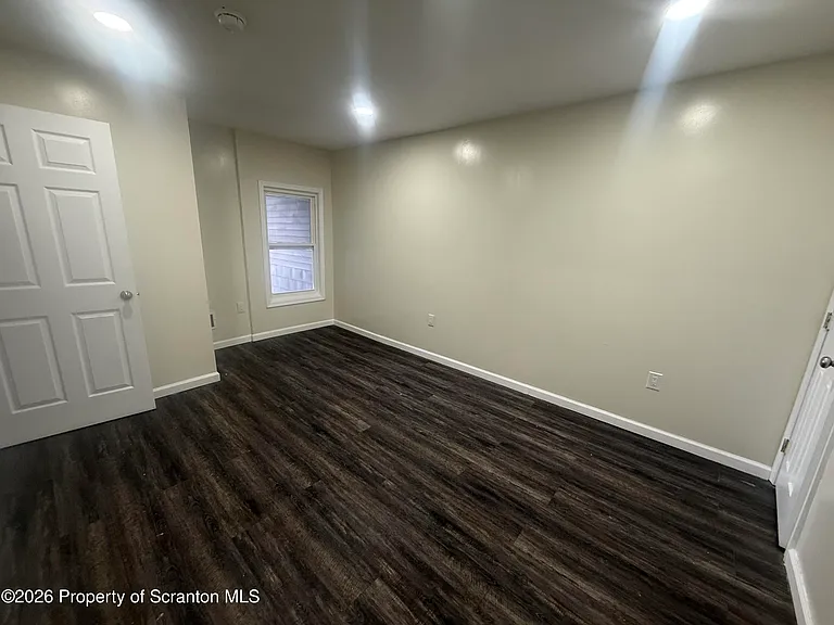 216 Horton St — Photo 9
