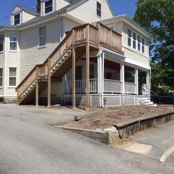 5 Abbott St #1 — Photo 1
