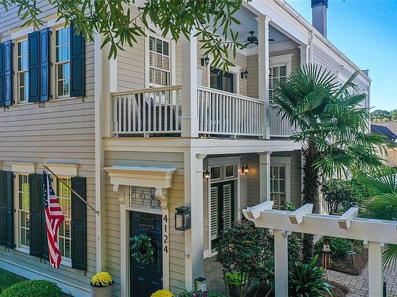 3rd image of 4124 Hunt St SW