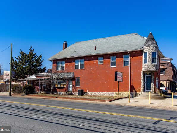 303 Sutton Ave, Folsom, PA 19033