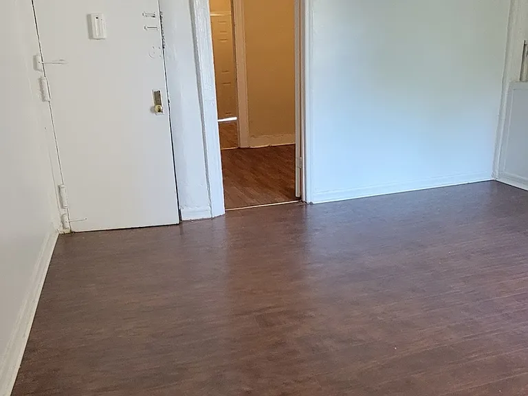 80 Somers St #2 — Photo 2