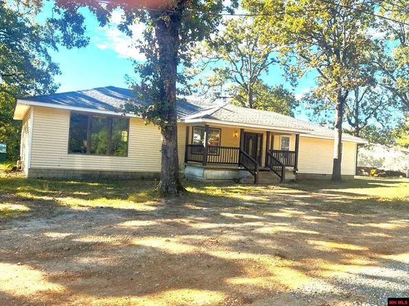 132 Central St, Flippin, AR 72634