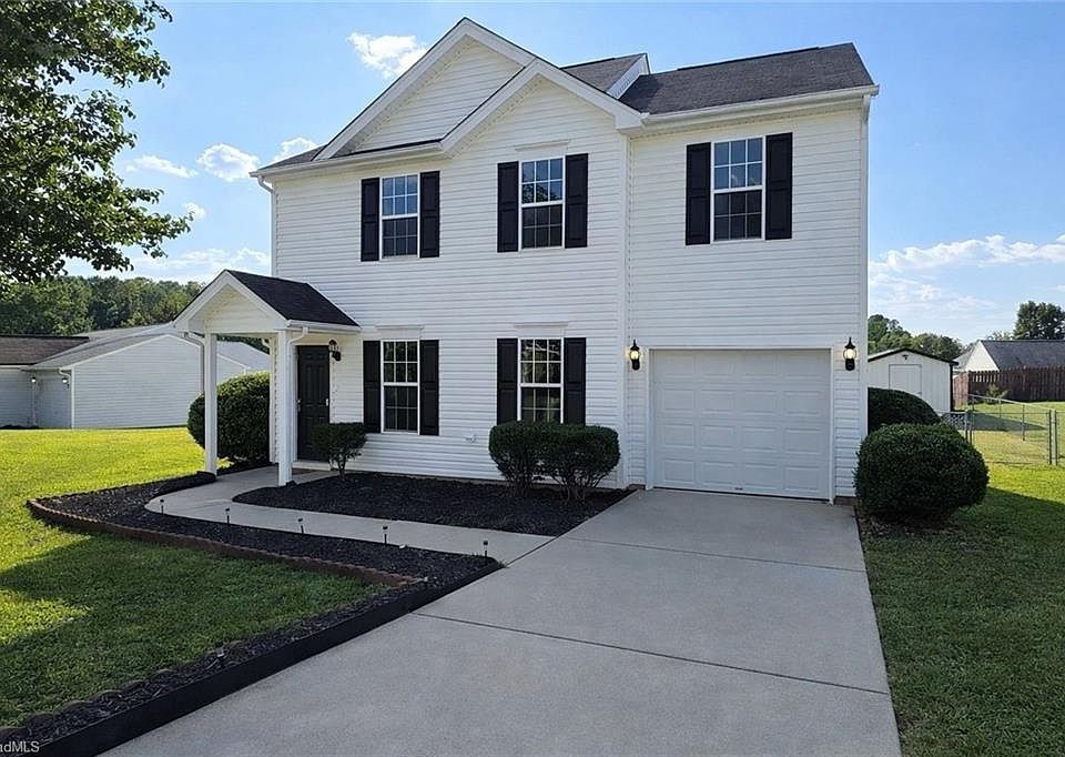 1st image of 720 Audrey Ln