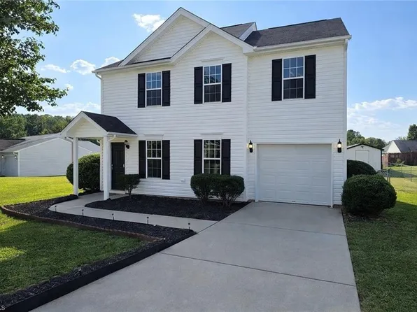 720 Audrey Ln, Burlington, NC 27217