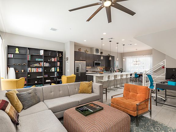3rd image of 1717 E Morten Ave #9