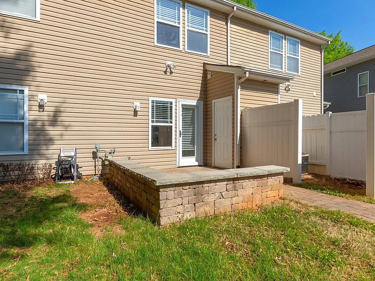 12308 Cross Meadow Rd — Photo 19