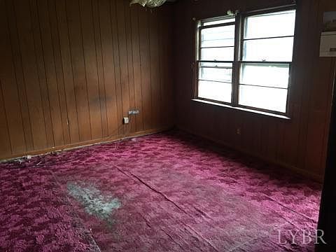 2nd image of 843 Cove Mountain Rd