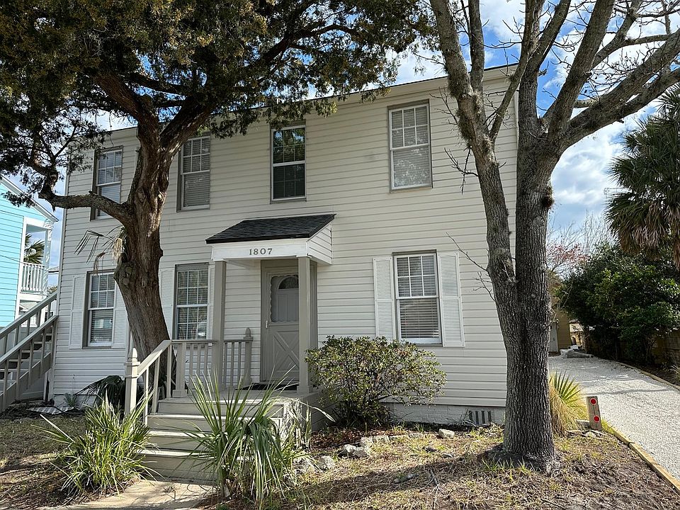 Front view from 3rd Street