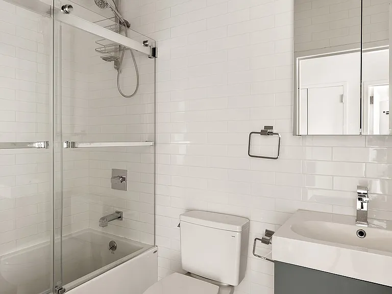 356 7th Ave #3 — Photo 7