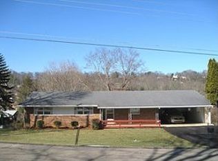 824 Summer Hills Ct, Kingsport, TN 37663