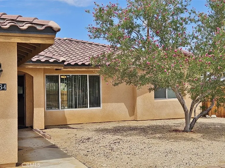 7064 Eucalyptus Ave — Photo 3