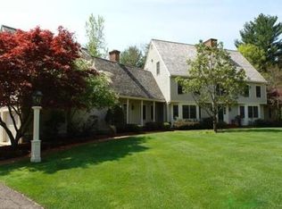 12 Oak Hill Rd, Mendon, MA 01756