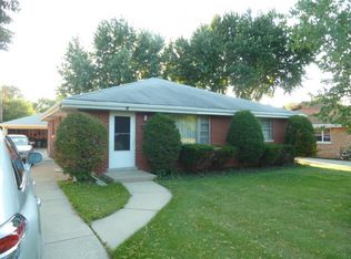 140 Warren Ave, Bloomingdale, IL 60108