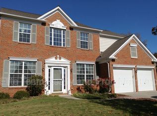 11006 Maplehurst Dr, Charlotte, NC 28277