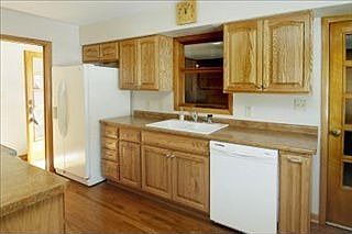 5th image of 173 Lacey Ave