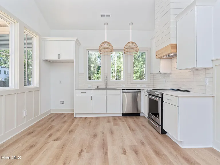 1106 Tree Canopy Way #A — Photo 7