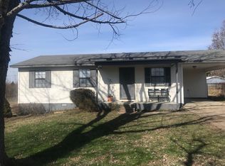 27929 Country Pl, Athens, AL 35613