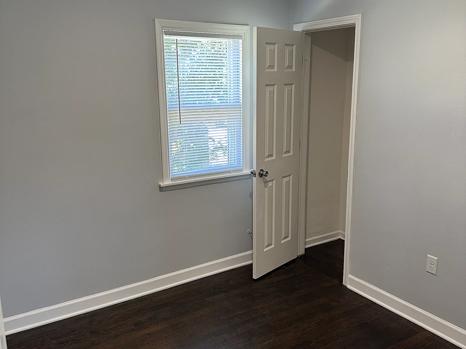2 bed, 874 sqft, $1,800 — Photo 4