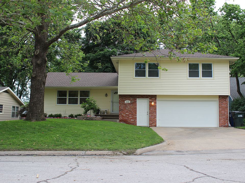 2328 Manchester Rd