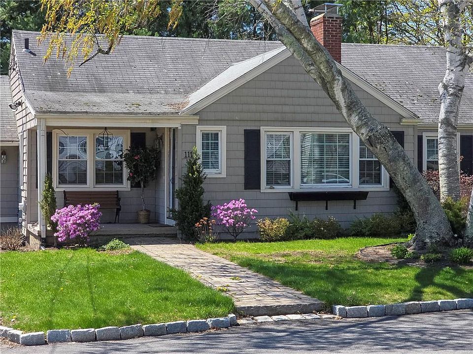 111 Wannamoisett Rd, East Providence, RI 02914 | Zillow