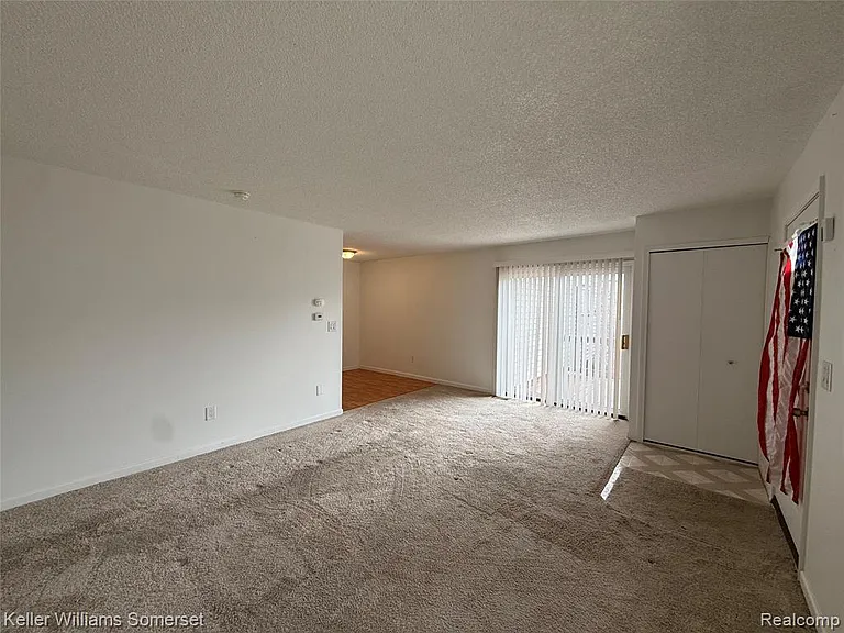 28423 Raleigh Crescent Dr #44 — Photo 3
