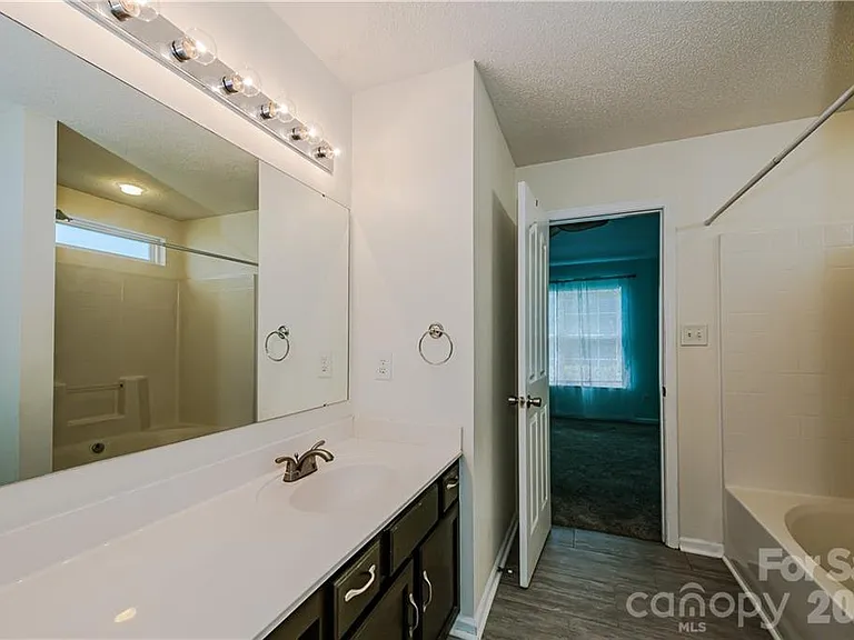 12819 Slade Castle Ct — Photo 17