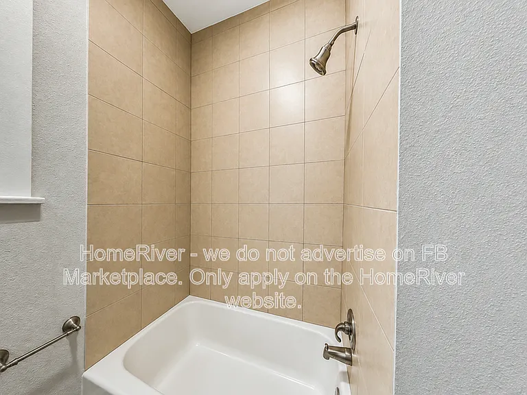 811 Broxton St — Photo 14