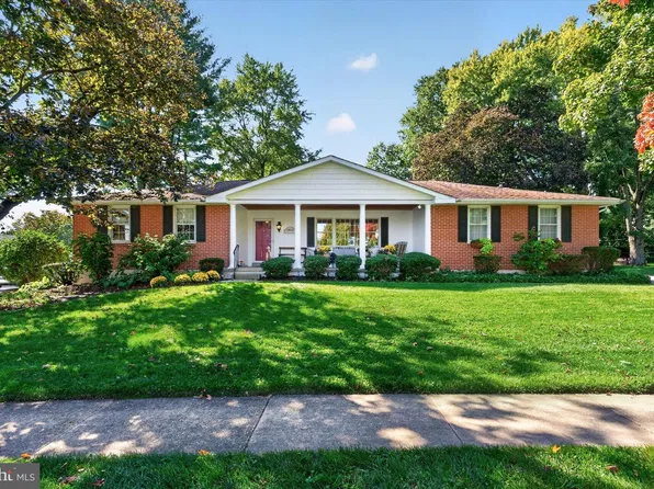 2404 Newton Rd, Wilmington, DE 19810