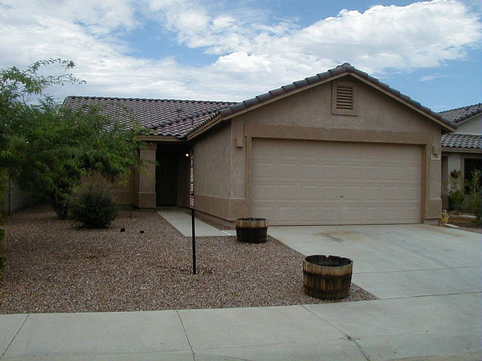 1st image of 688 W Jardin Dr