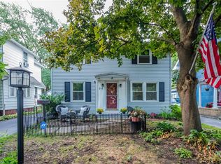 111 Leland Rd, Rochester, NY 14617