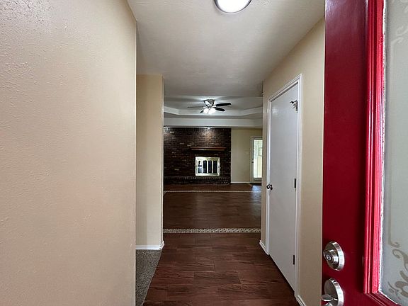 3rd image of 6352 Hunters Glen Dr