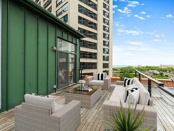 3rd image of 1133 S Wabash Ave APT 806